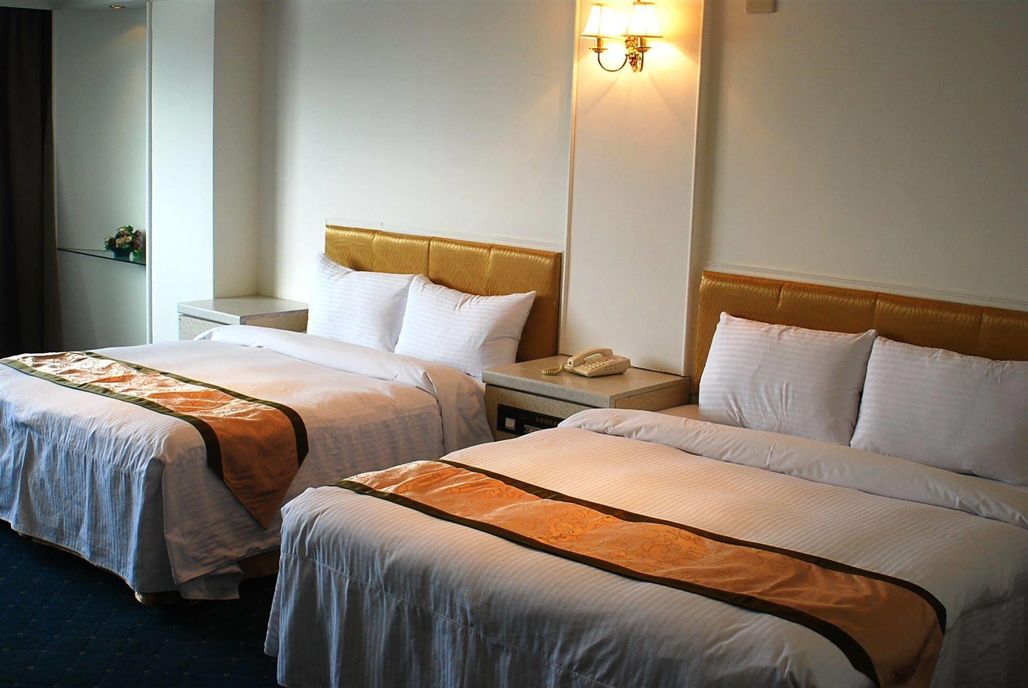 Taitung Bali Suites Hotel Exterior photo
